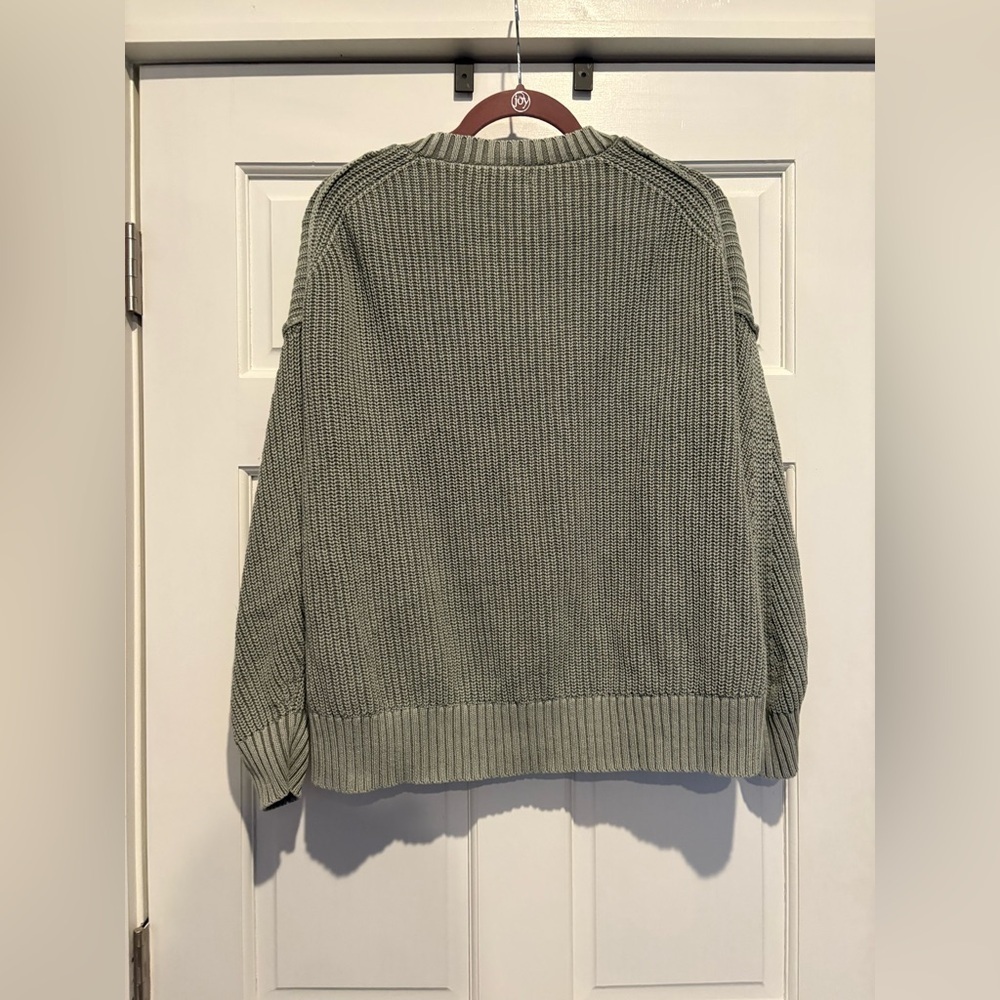 American Eagle Outfitters Green Crew Neck Sweater - Picture 2 of 3